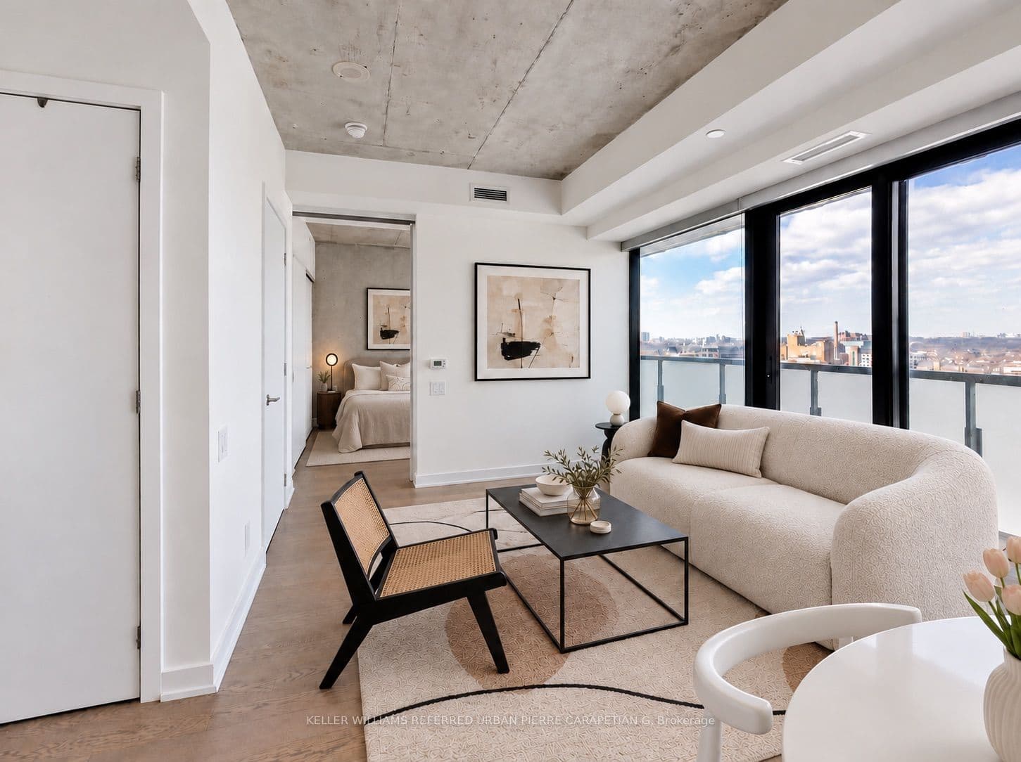 Suite 2004 · Floor 20, Unit 2004 · 11 Charlotte St