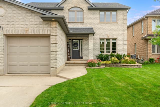 Detached at 121 Tanoak Drive, London North, ON N6G 5A1