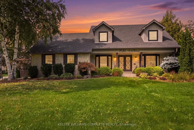 Detached at 27 JOHN MARTIN Crescent, Hamilton, ON L8B 0Z9