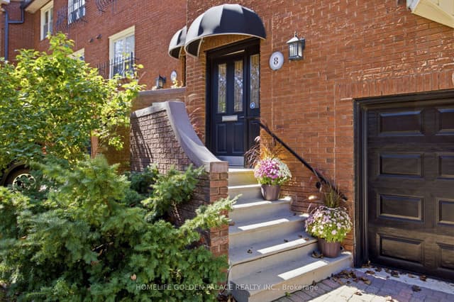 Condo Townhouse at 8 Red Maple Court, Toronto, ON M2K 2T3, Toronto C15