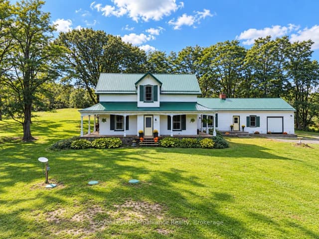 Detached at 729 Foxboro-Stirling Road, Quinte West, ON K0K 2B0