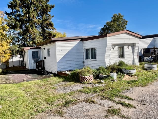 MobileTrailer at 35-140 Third Street, Dryden, ON P8N 2V7