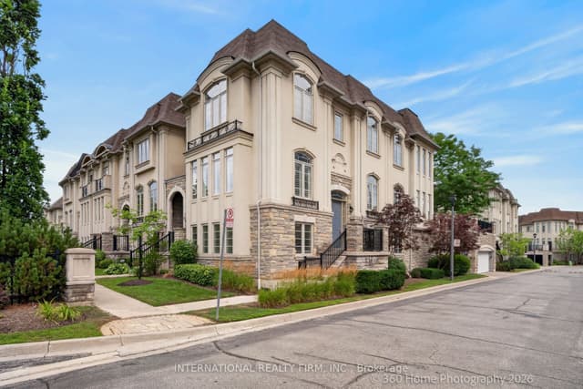 Condo Townhouse at 37-4135 Shipp Drive, Mississauga, ON L4Z 0A7