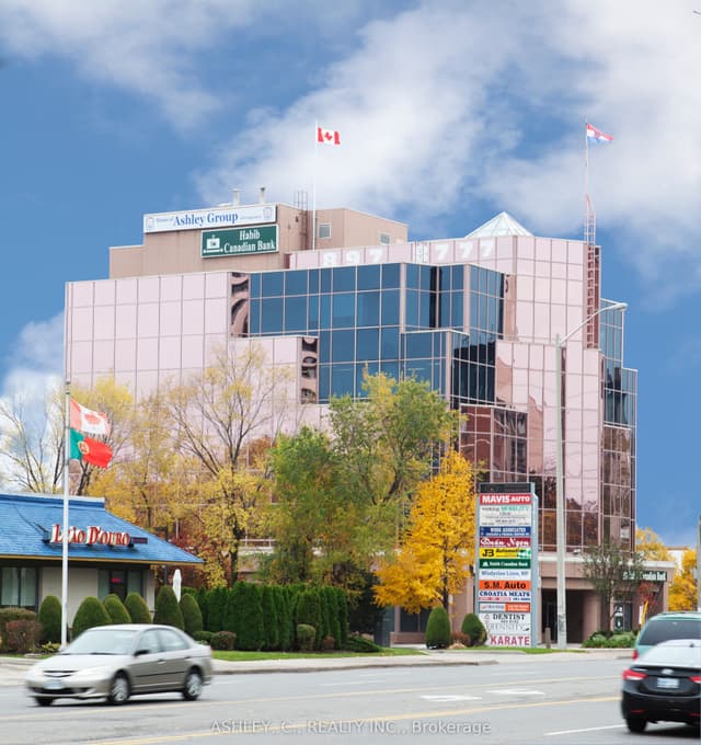 Office at 918 Dundas Street E 400C, Mississauga, ON L4Y 4H9