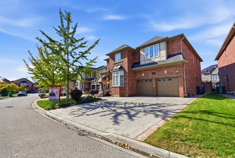 7 Darou Crescent