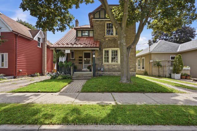 Triplex at 709 Princess Avenue, London East, ON N5W 3M2