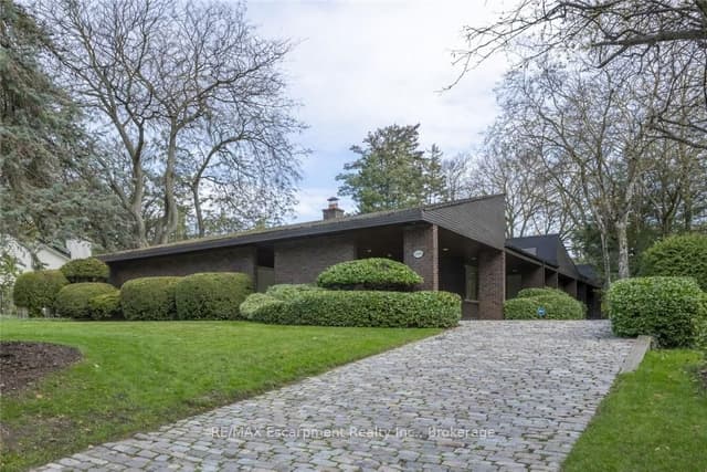 Detached at 1168 Carey Road, Oakville, ON L6J 2E4