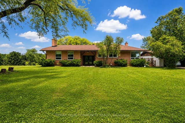 Detached at 2950 17th Side Road, King, ON L7B 1A3