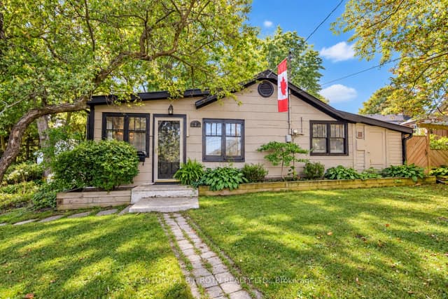 Detached at 2 Front Street, Orangeville, ON L9W 1M5