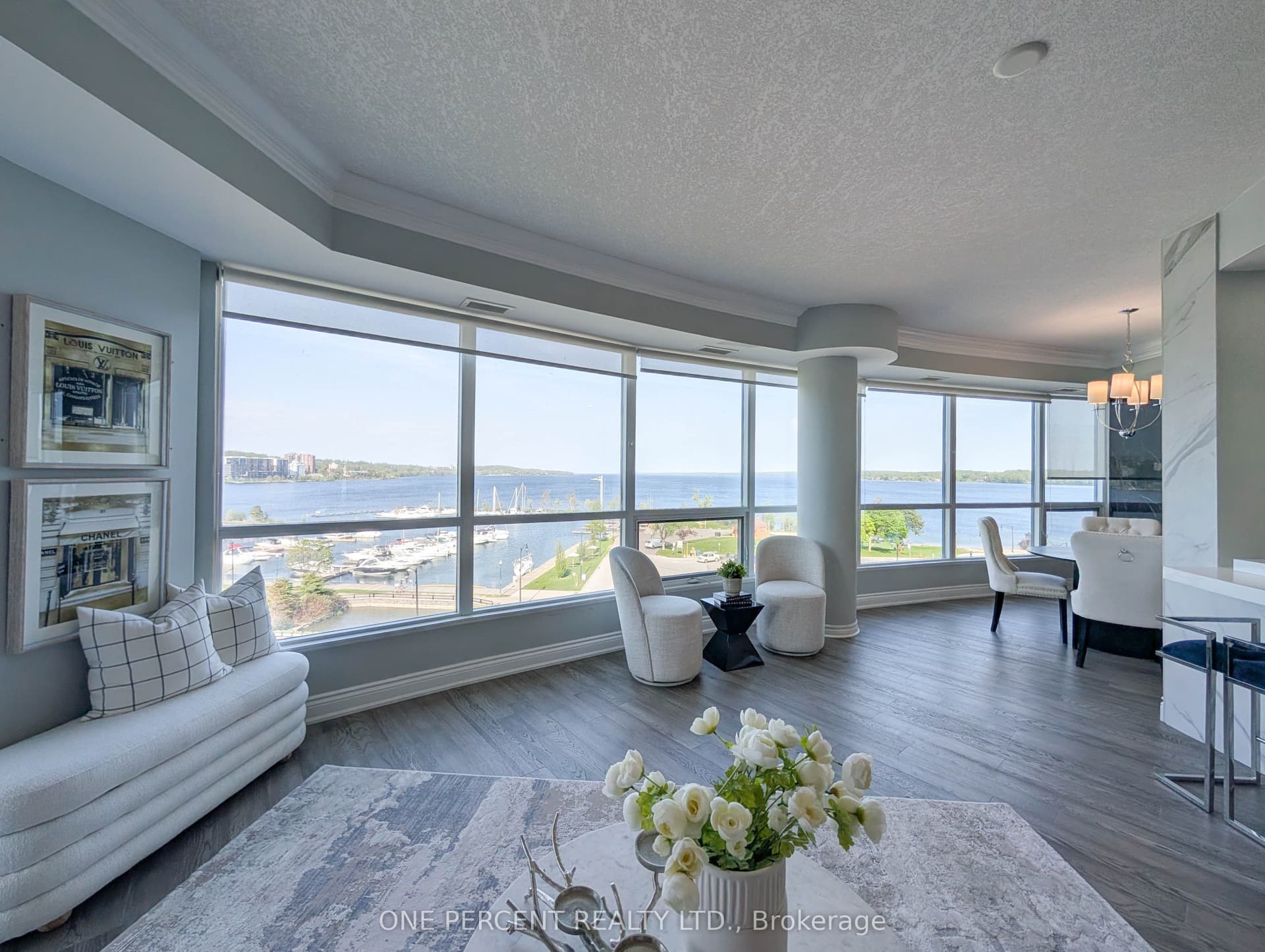 Suite 604 · Floor 6, Unit 604 · 33 Ellen St