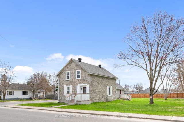 Detached at 297 Park Street E, Prescott, ON K0E 1T0