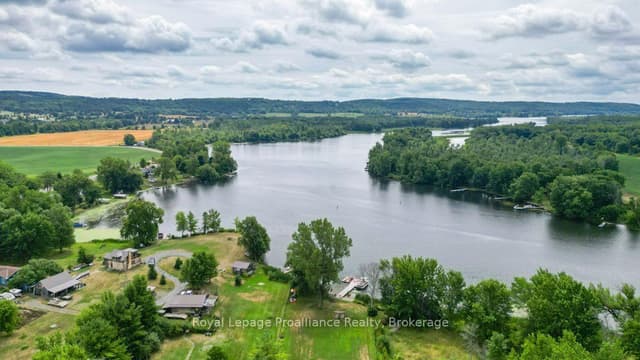 Detached at 425 Rosebush Road, Quinte West, ON K0K 2C0