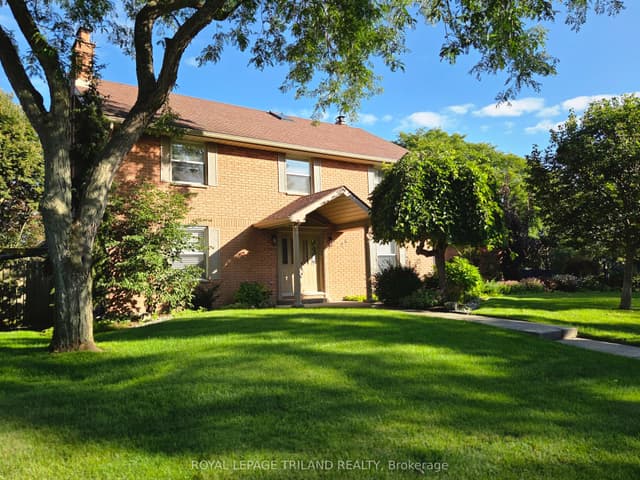 Detached at 26 NORTHCREST Drive, London North, ON N5X 3V8