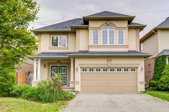 Detached at 202 Fair Street, Hamilton, ON L9K 0B8