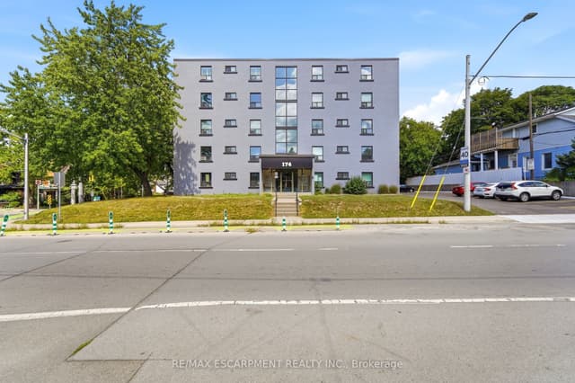 Condo Apartment at 174 Herkimer Street 401, Hamilton, ON L8P 2H4