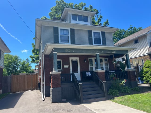 Detached at 5285 STUART Avenue, Niagara Falls, ON L2E 4M9