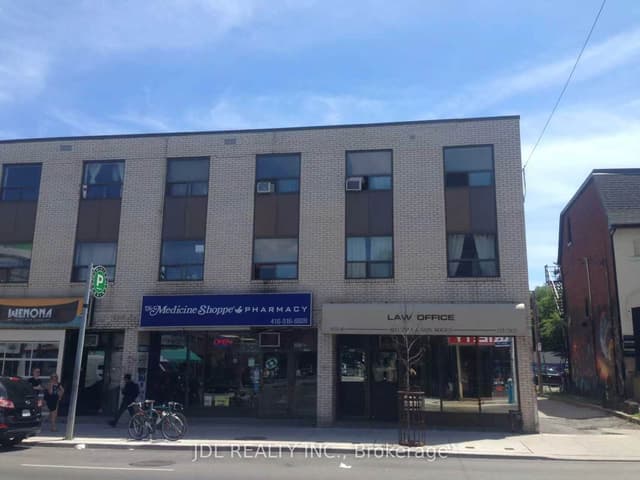 Office at 1071-B Bloor Street W, Toronto, ON M6H 1M5, Toronto C01