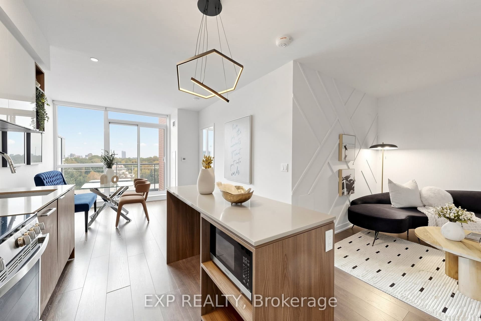 Suite 611 · Floor 6, Unit 611 · 31 Tippett Rd