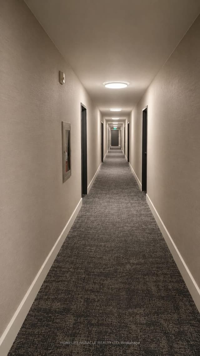 Condo Apartment at 2929 Aquitaine Avenue 309, Mississauga, ON L5N 2C7