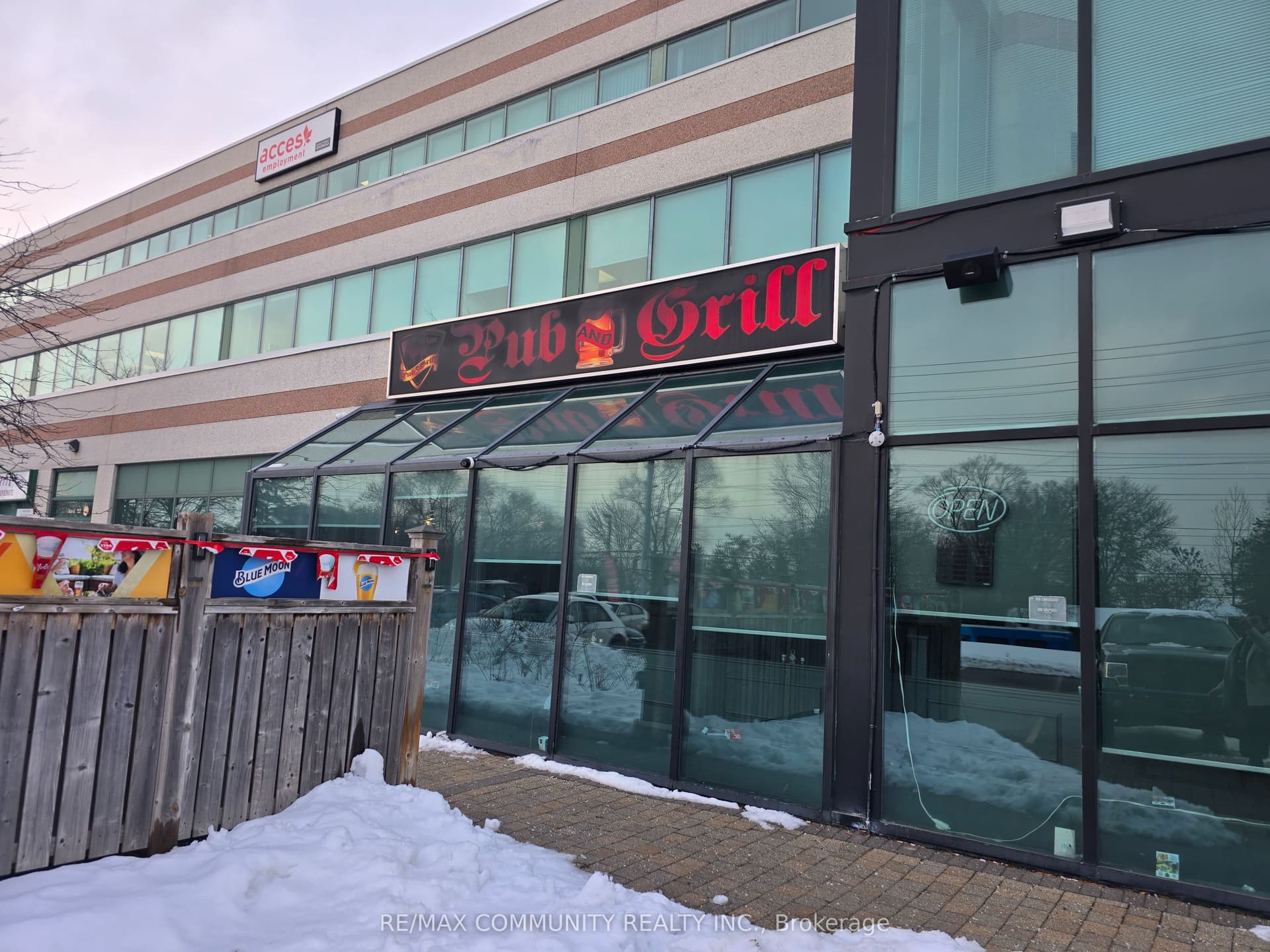 Unit 101, Unit 101 · 1091 Gorham St