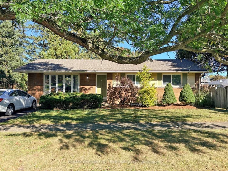 2 Treeview Place