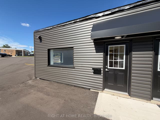 Commercial Retail at 116 Guelph Street 5, Halton Hills, ON L7G 4A3