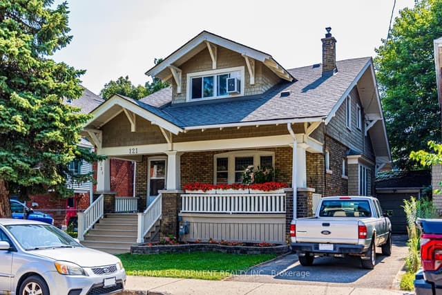 Detached at 121 Eastbourne Avenue, Hamilton, ON L8M 2M9