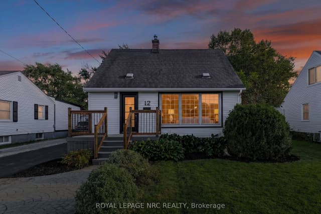 Detached at 12 Admiral Road, St. Catharines, ON L2P 1G5