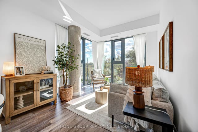Common Element Condo at 250 Lawrence Avenue W 309, Toronto, ON M5M 1B1, Toronto C04