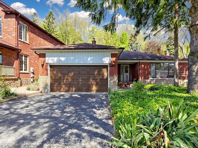 Detached at 90 Sylvan Avenue, Toronto, ON M1M 1K1, Toronto E08