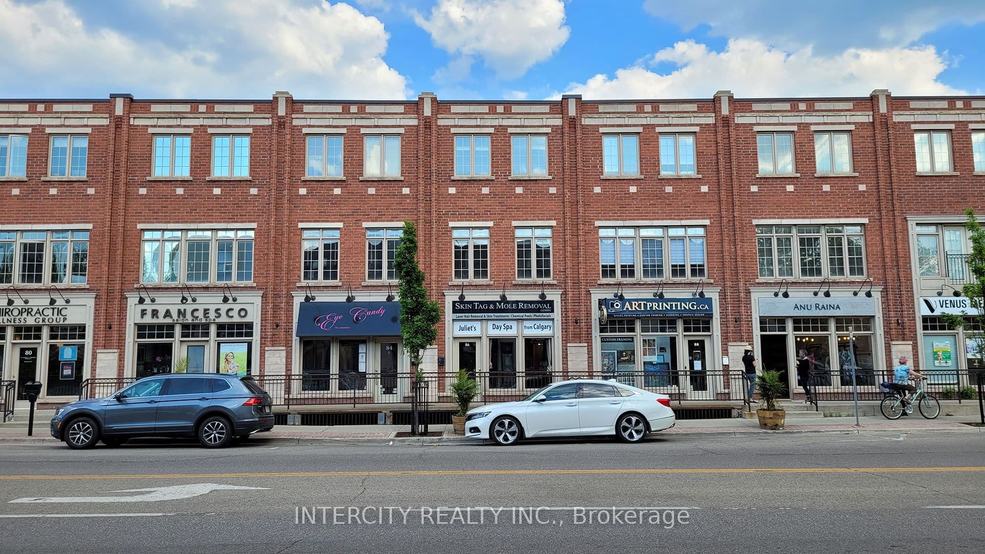 86 Lakeshore Road in L6K