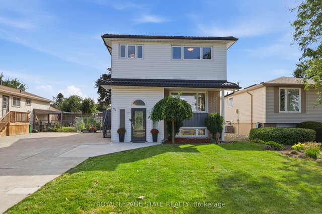 Detached at 63 Folkestone Avenue, Hamilton, ON L8V 4N1