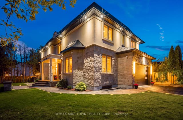 Detached at 408 Seabourne Drive, Oakville, ON L6L 4G1