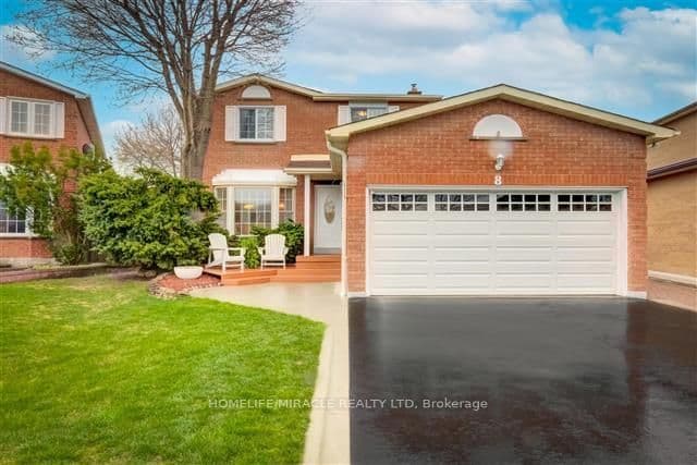 8 Willowcrest Court