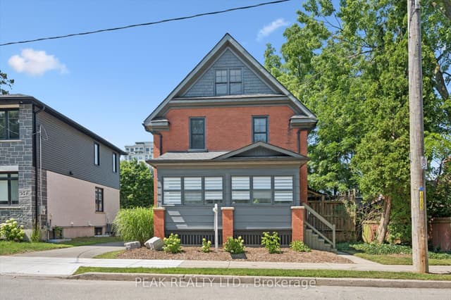 Detached at 100 Dawson Street, Waterloo, ON N2L 1R4