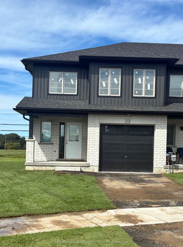 Att/Row/Townhouse at 22 Strath Crescent, Springwater, ON L0L 1P0