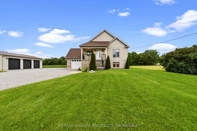 Detached at 2876 3 Highway E, Port Colborne, ON L3K 5V3