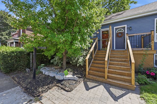 Semi-Detached at 128 Robert Street, Hamilton, ON L8L 2P6