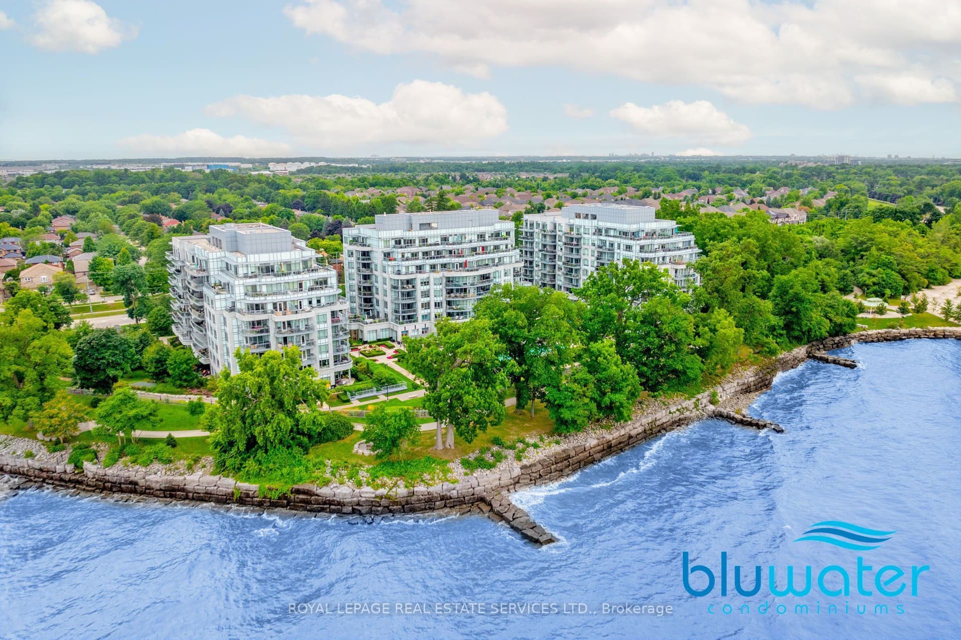 Suite 122C, Unit 122C · 3500 Lakeshore Rd W
