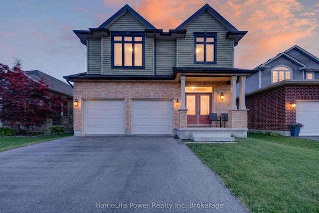 Detached at 32 Ashberry Place, St. Thomas, ON N5R 0H7