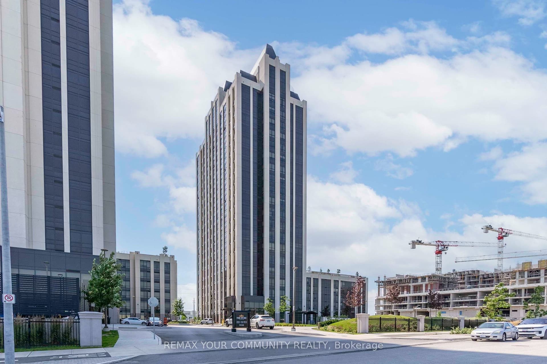Suite 523 · Floor 5, Unit 523 · 9085 Jane St