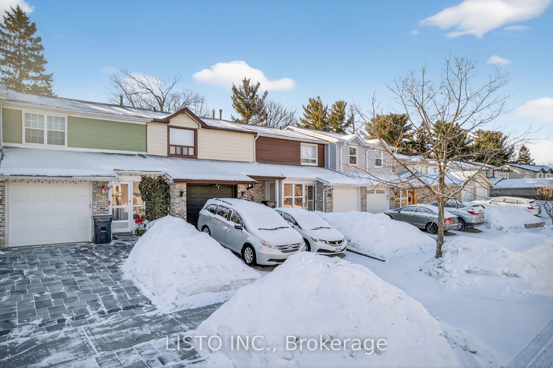 69 Horseley Hill Dr