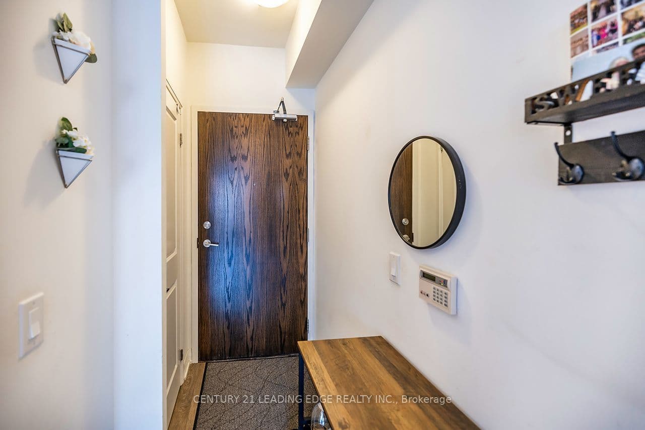 Suite 728 · Floor 7, Unit 728 · 99 Eagle Rock Way