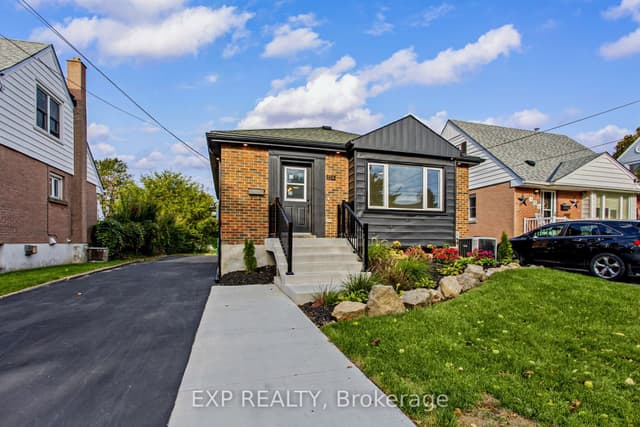 Duplex at 156 E36th Street Upper, Hamilton, ON L8V 3Z4