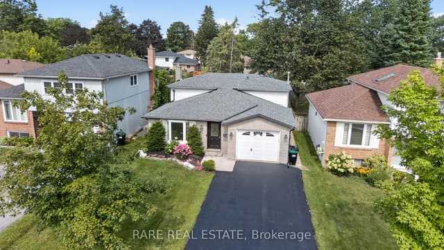 Duplex at 46 Ridgeway Avenue, Barrie, ON L4N 5L2