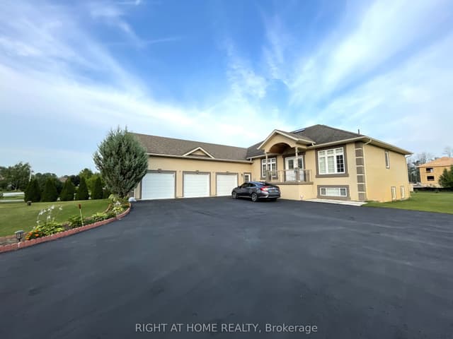 Detached at 16 WASAGA SANDS Drive, Wasaga Beach, ON L9Z 1J6
