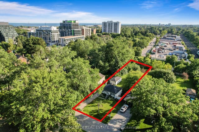 Detached at 1088 Cherriebell Road, Mississauga, ON L5E 2R3