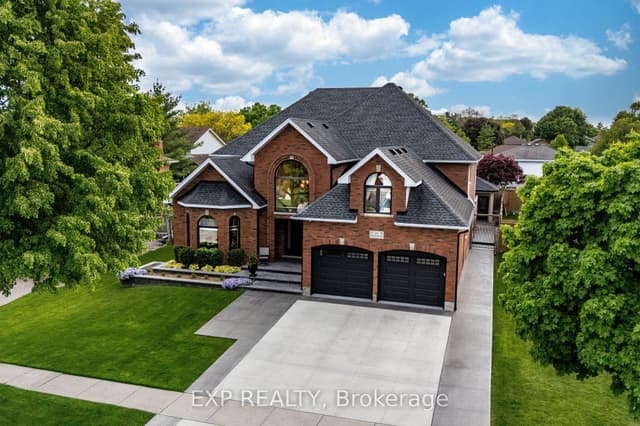 Detached at 83 Blackfriar Lane, Brantford, ON N3R 7M2