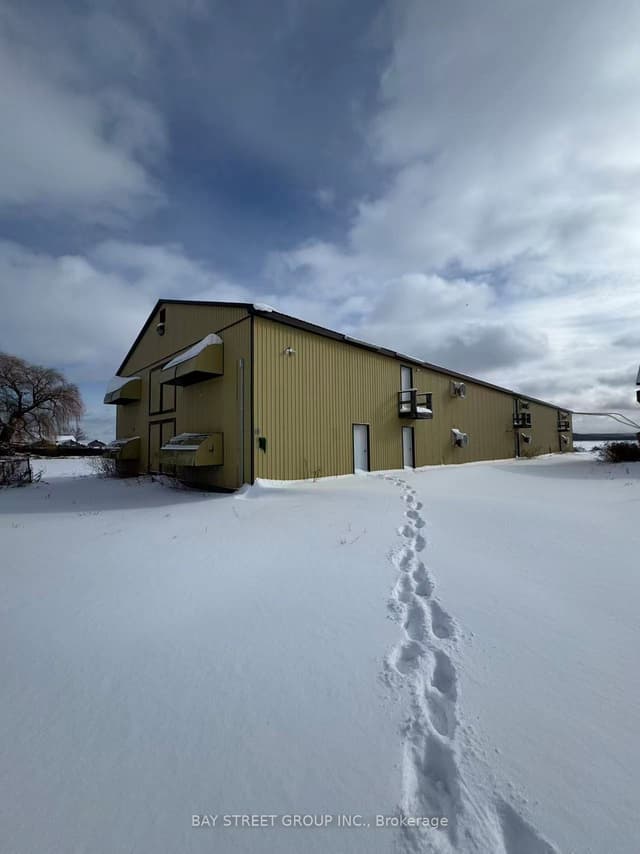 Industrial at 641 Canal Road Barn 4, Bradford West Gwillimbury, ON L3Z 2A6