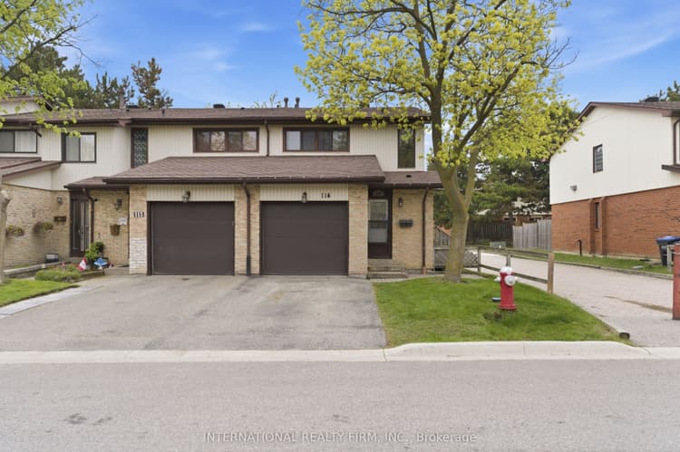 114 Foster Crescent